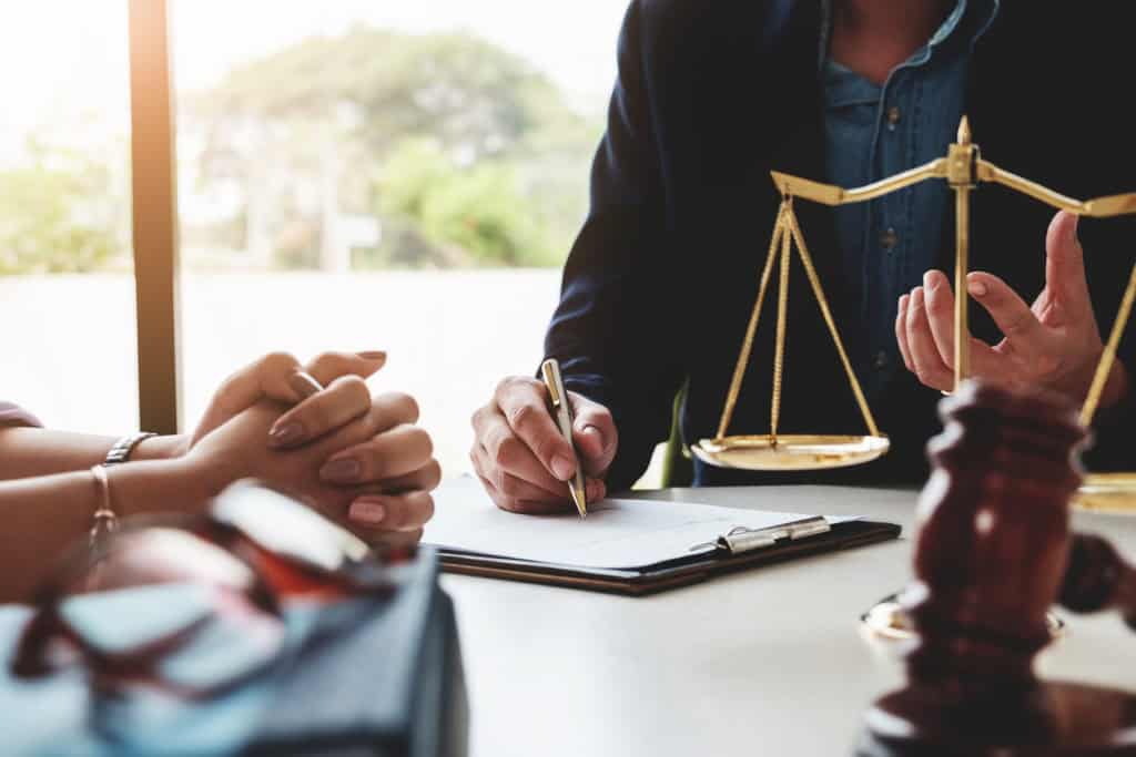 Court Applications vs. Mediation: A Less Stressful Path with EH Mediation Marlow